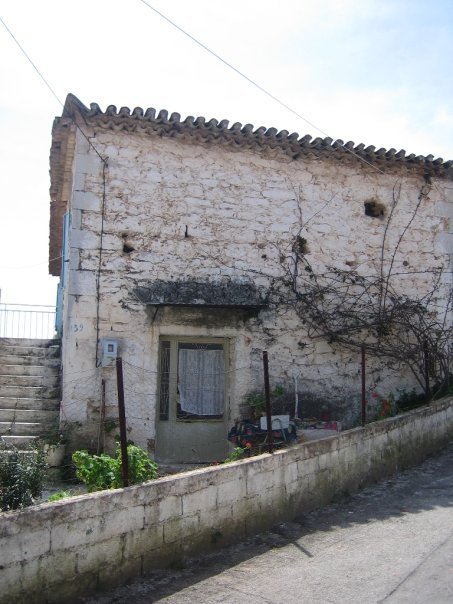 πωλείται παλιά κατοικία στην Ελληνοεκλησιά